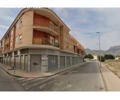 Local comercial de 1.229 m² en Desamparados, Orihuela