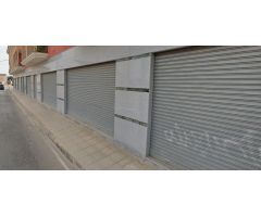 Local comercial de 1.229 m² en Desamparados, Orihuela