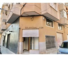 local de oficinas en el centro de Orihuela en Calle naranja, junto a los Andenes, y Luis Barcala. Ha