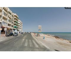 PISO EN PRIMERA LÍNEA DE PLAYA,TORREVIEJA