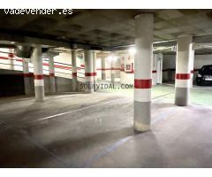 SOL8VIDAL VENDE garaje en edificio de lujo en la redonda de la avenida Duque de Tamames.