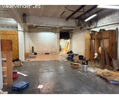 Local en venta en Manresa, ideal para cinco vehículos