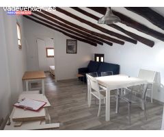 Se alquila centrico apartamento