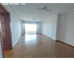 PISO VACIO 4 DORMITORIOS CON URBANIZACION COMPLETA, VISTAS AL MAR Y GARAJE