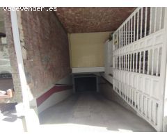 EXCELENTE PLAZA DE APARCAMIENTO PARA VEHICULO GRANDE JUNTO PLAZA LUCEROS EN ALICANTE