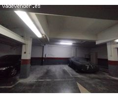 EXCELENTE PLAZA DE APARCAMIENTO PARA VEHICULO GRANDE JUNTO PLAZA LUCEROS EN ALICANTE