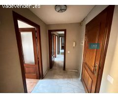 Amplio piso de 3 dormitorios en Simón Verde (Mairena del Aljarafe)