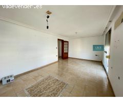 ¡OPORTUNIDAD EN PARQUE ALCOSA! Piso de 3 dormitorios para reformar a tu gusto