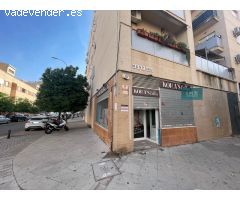 ¡Oportunidad de alquiler! Local comercial en esquina muy visible – Nuevo Palmete, Sevilla