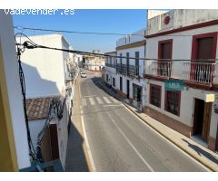 ¡Oportunidad en el corazón de Umbrete! Piso con gran terraza privada