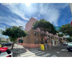 ¡Gran oportunidad en Pino Montano! Piso con ascensor y muchas posibilidades