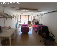 Se traspasa salón de uñas y masajes en el centro de Palma, zona La Missió.