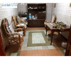 MAGNÍFICA CASA ESQUINERA EN SIERRA ESPADAN