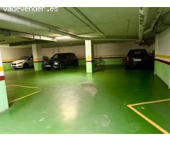 PLAZA DE GARAJE COCHE MEDIANO EN ZONA CENTRO-AVENIDA RUBINE