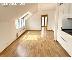 ÁTICO CON TERRAZA EN CIUDAD ESCOLAR- SIN MUEBLES- 1 DORMITORIO Y GARAJE