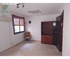 Oficina céntrica en venta y alquiler