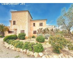 Confortable Villa con gran jardín y piscina privada lista para el verano