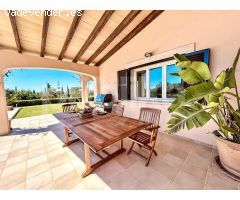 Confortable Villa con gran jardín y piscina privada lista para el verano