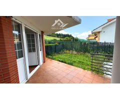 Chalet pareado con jardin, terraza y garaje cerrado en urbanización