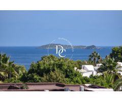 Ático en venta en urbanización Siesta, Ibiza