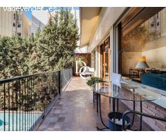 Casa en venta con piscina en la zona alta de Barcelona