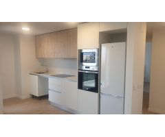 Alquiler de piso en zona PAU – Obra Nueva con todas las comodidades