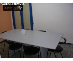 SE ALQUILA ENTRESUELO PARA OFICINA