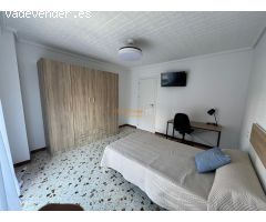 SE ALQUILAN HABITACIONES A 10 MIN DEL CEU