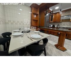 SE ALQUILAN HABITACIONES A 10 MIN DEL CEU