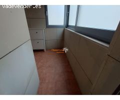 SE ALQUILA PISO EN EL CENTRO DE ELCHE