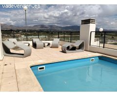 SE ALQUILAN VIVIENDAS CON PISCINA Y GARAJE EN ALBATERA