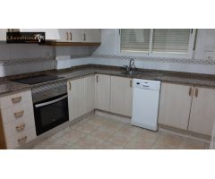 SE ALQUILA CHALET INDEPENDIENTE EN MONTESOL !!!!!!!!!!!!!!