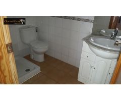 SE ALQUILA CHALET INDEPENDIENTE EN MONTESOL !!!!!!!!!!!!!!