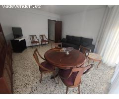 SE ALQUILA EXCELENTE VIVIENDA EN ZONA CENTRO JUNTO PUENTE LA VIRGEN