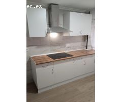 SE VENDE PISO EN CAROLINAS- ALICANTE!!!