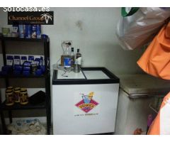 SE VENDE O TRASPASA CAFETERIA