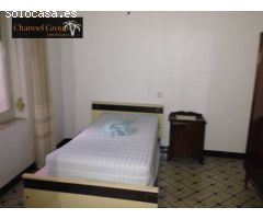 SE VENDE BAJO Y PRIMER PISO