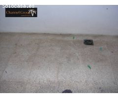Local comercial de 2 plantas en el centro de Elche