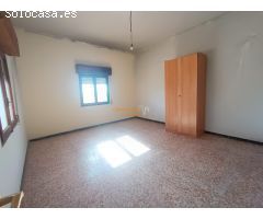 SE VENDE  CASA DE CAMPO ENTRE CREVILLENTE Y ALBATERA