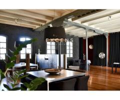 Ático Loft en Passatge Sert – Exclusividad y estilo industrial
