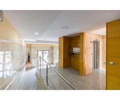 PISO TODO EXTERIOR ADAPTADO PARA MINUSVALIDOS CON EXCELENTES VISTAS, TRASTERO Y GARAJE
