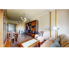 PISO TODO EXTERIOR ADAPTADO PARA MINUSVALIDOS CON EXCELENTES VISTAS, TRASTERO Y GARAJE