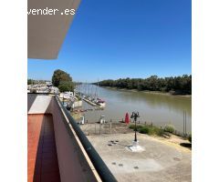 ALQUILER DE PISO DE 3 DORMITORIOS EN PUERTO GELVES, CON ZONAS COMUNES, GARAJE Y TRASTERO