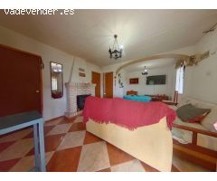 CASA CON TERRENO  SITUADO EN LAS SIETE FINCAS