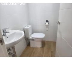 LOCAL COMPLETAMENTE PREPARADO PARA FUNCIONAR COMO BARBERÍA
