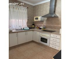 CASA ESQUINA CON TERRAZA EN BUENA ZONA