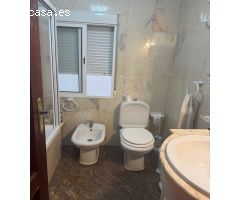 Se vende un piso amueblado en primera línea de palya torre nueva costa granada
