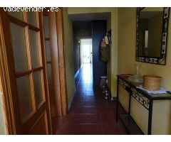 CASA CON PATIO DE 235M2 EN EL CENTRO DE CASARRUBUELOS