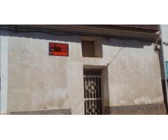 Renueva tu Vida: Casa para Reforma en San Roque, Molina de Segura