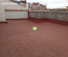 LA CASITA INMOBILIARIA VENDE ÁTICO EN ZONA CENTRO